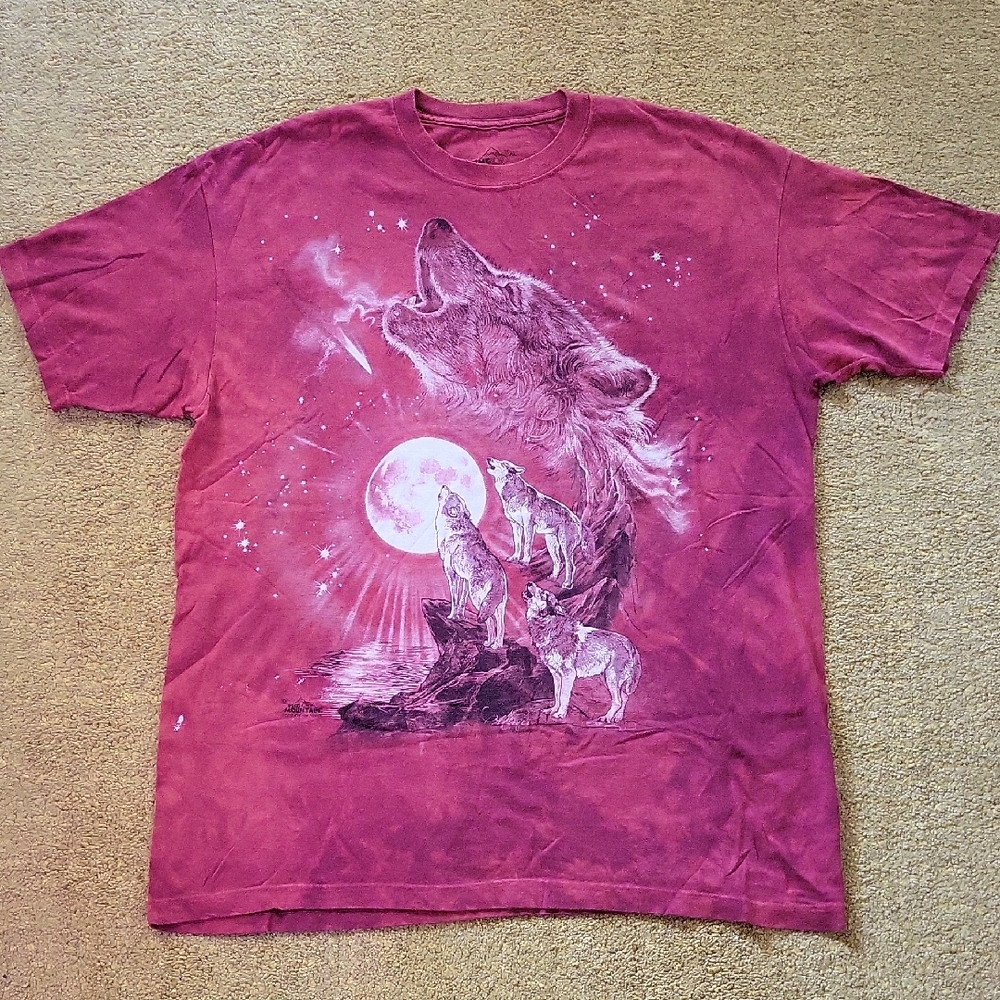 The Mountain Three Wolf Moon Tie-Dye T-Shirt XL Red